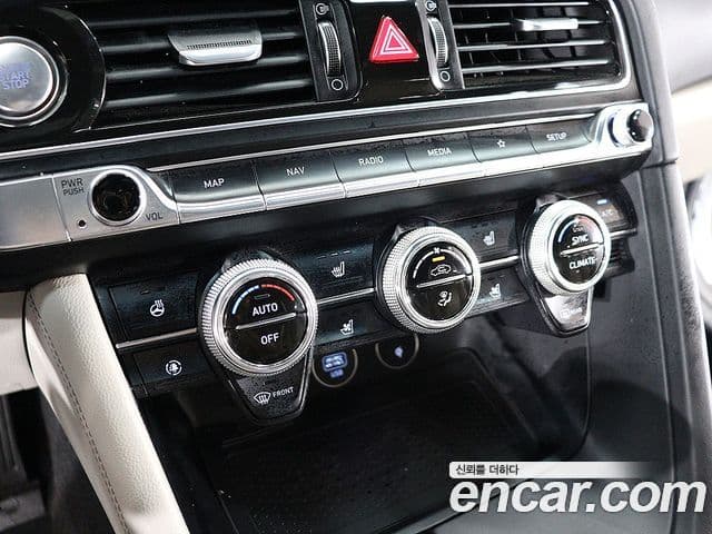Genesis G70 2021 — Şəkil 9/20
