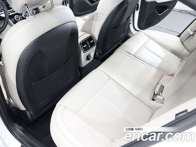 Genesis G70 2021 — Şəkil 14/20