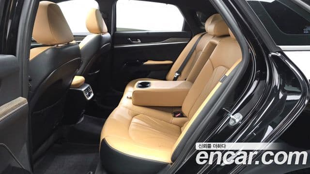Kia K5 2021 — Photo 31/32