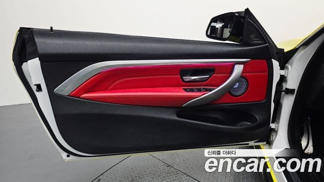 BMW 4 Series 2018 — Şəkil 12/41