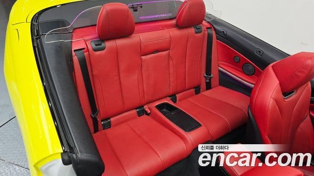 BMW 4 Series 2018 — Şəkil 14/41