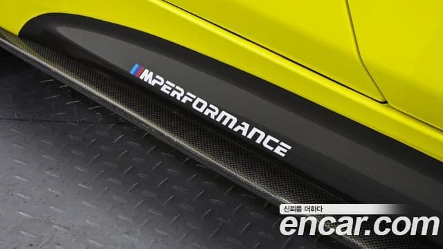 BMW 4 Series 2018 — Şəkil 26/41