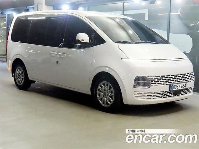 Hyundai Staria 2025 — ფოტო 10/20