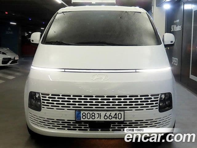 Hyundai Staria 2025 — ფოტო 2/20