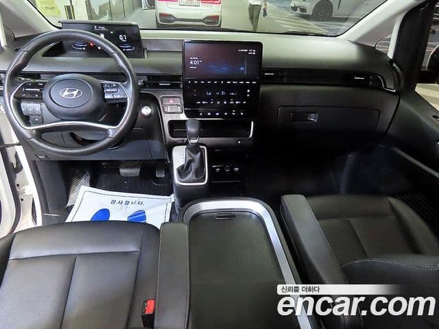 Hyundai Staria 2025 — ფოტო 6/20