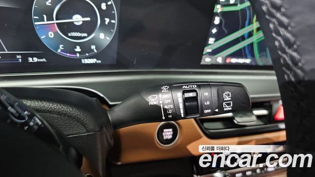 Kia Seltos 2025 — Şəkil 18/20