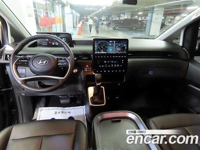 Hyundai Staria 2025 — Şəkil 7/20