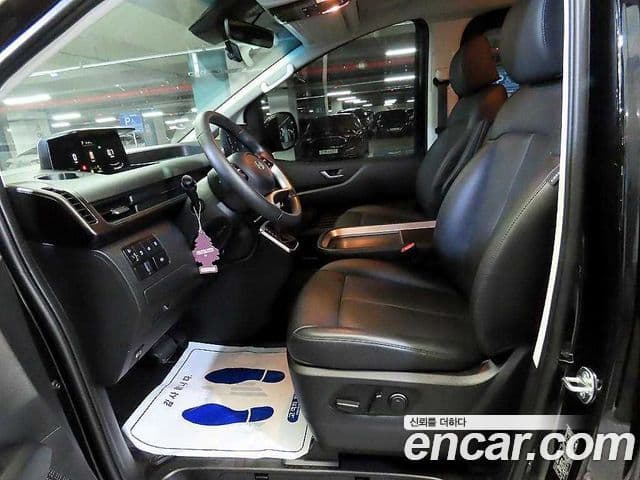 Hyundai Staria 2025 — Şəkil 9/20