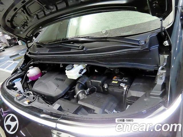 Hyundai Staria 2025 — Şəkil 20/20