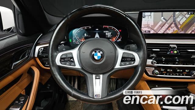 BMW 5 Series 2021 — Фото 13/20