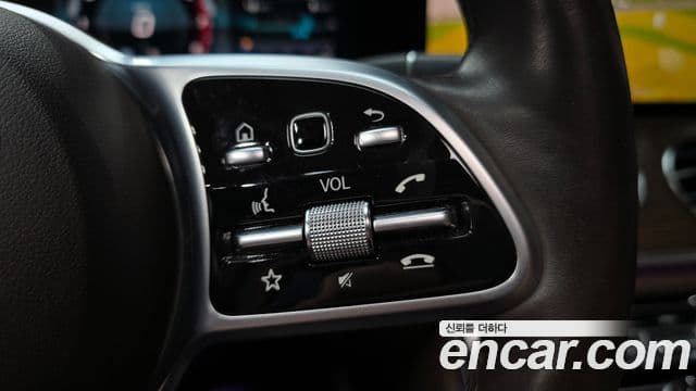 Mercedes-Benz E-Class 2019 — ფოტო 11/32