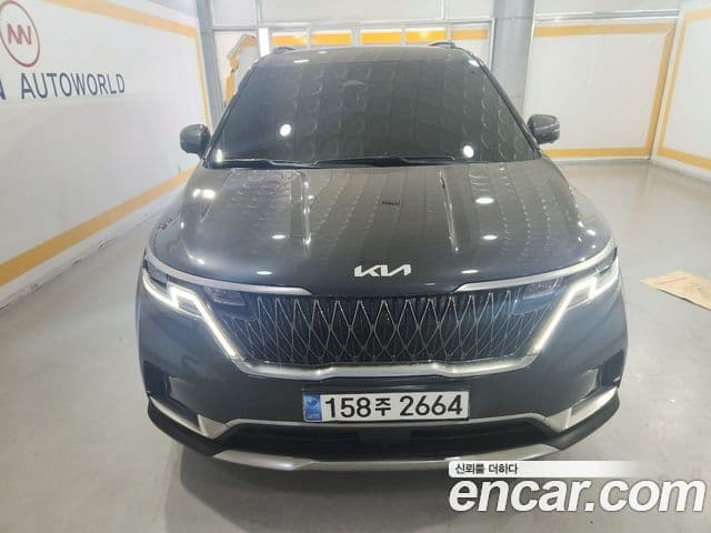 Kia Carnival 2023 — Şəkil 8/19