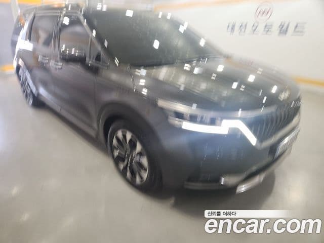 Kia Carnival 2023 — Şəkil 2/19