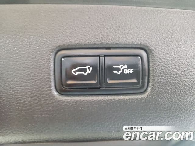 Kia Carnival 2023 — Şəkil 16/19