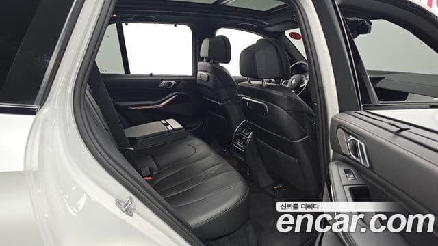 BMW X5 2025 — Photo 11/35