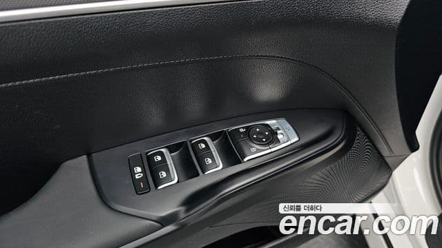 Kia K5 2025 — ფოტო 17/20