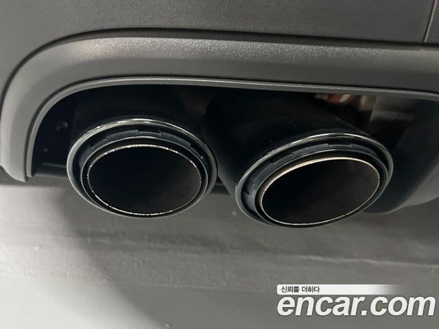 Porsche Cayenne 2021 — Фото 9/11