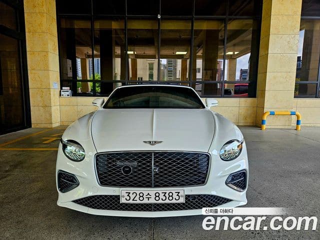 Bentley Continental GT 2025 — ფოტო 10/16