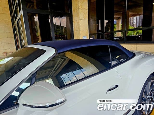 Bentley Continental GT 2025 — ფოტო 6/16