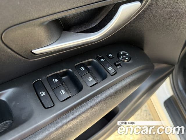 Hyundai Tucson Hybrid 2022 — Photo 14/20