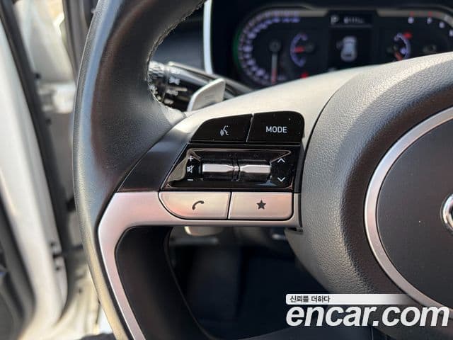 Hyundai Tucson Hybrid 2022 — Photo 10/20