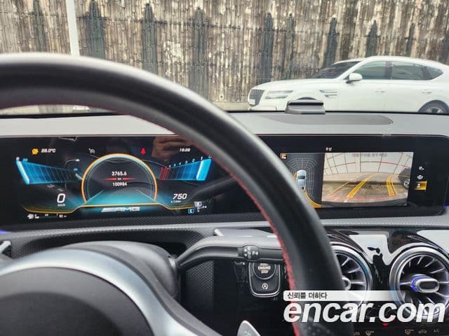 Mercedes-Benz A-Class 2020 — ფოტო 4/17