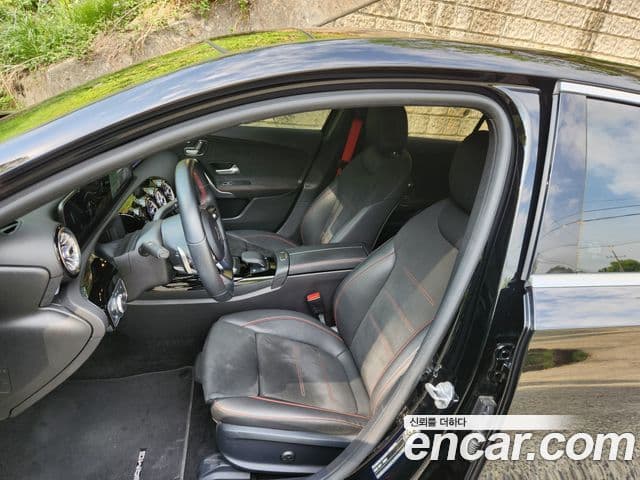 Mercedes-Benz A-Class 2020 — ფოტო 7/17