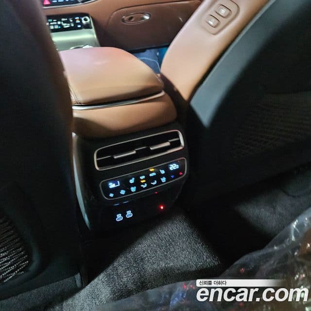 Genesis GV70 2026 — Şəkil 14/20