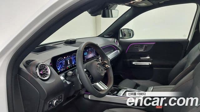 Mercedes-Benz EQB 2025 — ფოტო 14/20