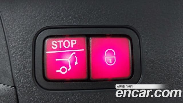 Mercedes-Benz EQB 2025 — ფოტო 11/20