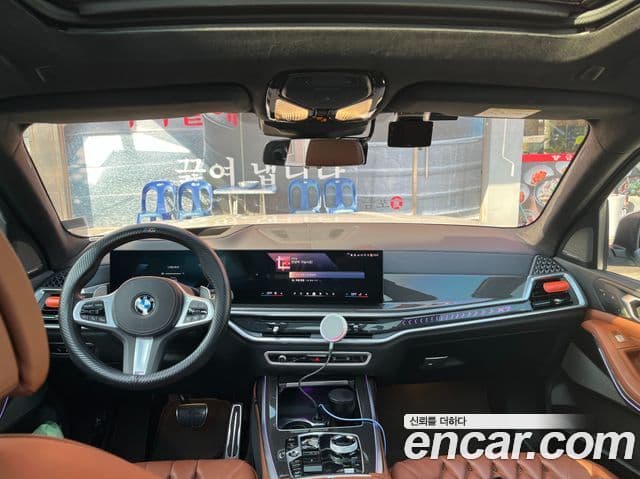 BMW X7 2025 — Photo 6/20