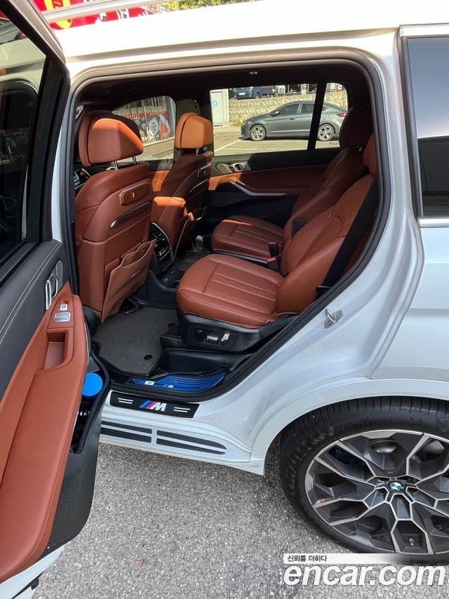 BMW X7 2025 — Şəkil 10/20