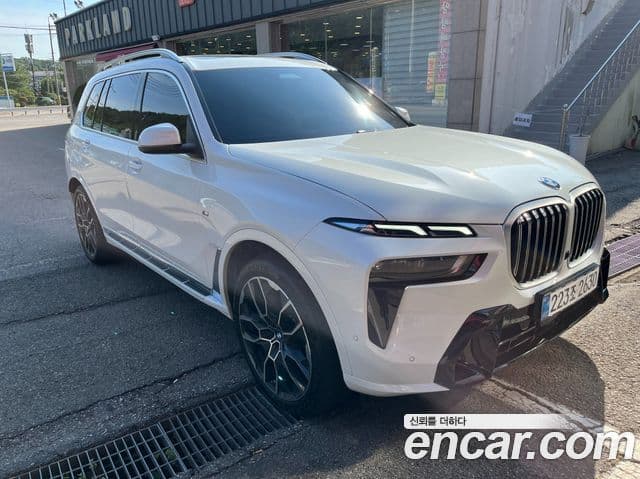 BMW X7 2025 — Photo 14/20
