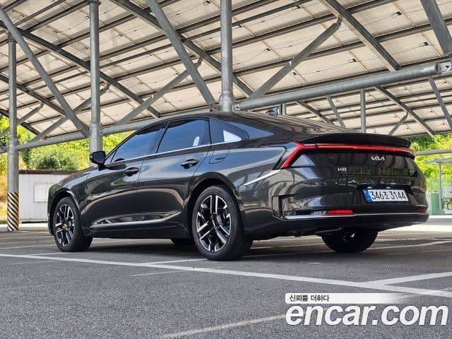 Kia K8 2025 — Şəkil 10/20