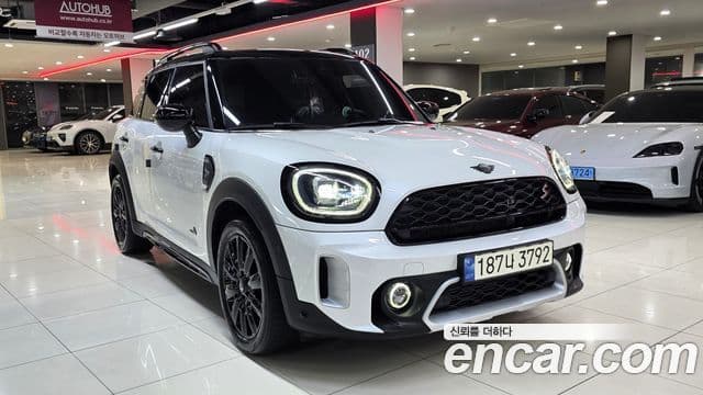 Mini Cooper S Countryman 2023 — Şəkil 17/17