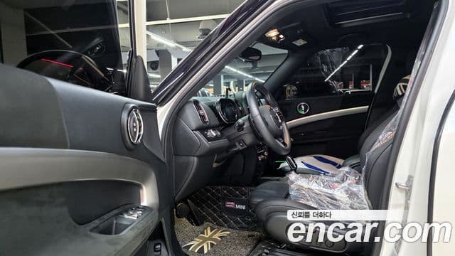 Mini Cooper S Countryman 2023 — Şəkil 8/17
