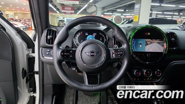 Mini Cooper S Countryman 2023 — Şəkil 10/17