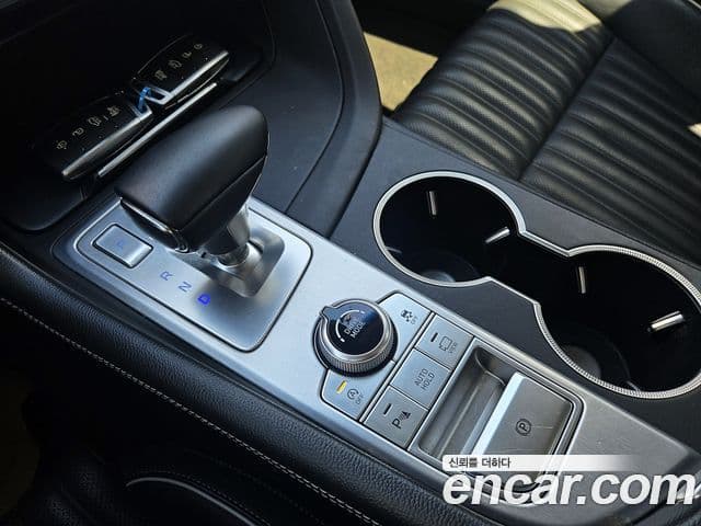 Genesis G70 2019 — Şəkil 8/20