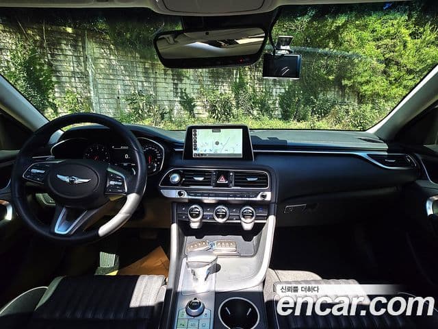 Genesis G70 2019 — Şəkil 13/20