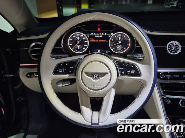 Bentley Flying Spur 2023 — Şəkil 10/20