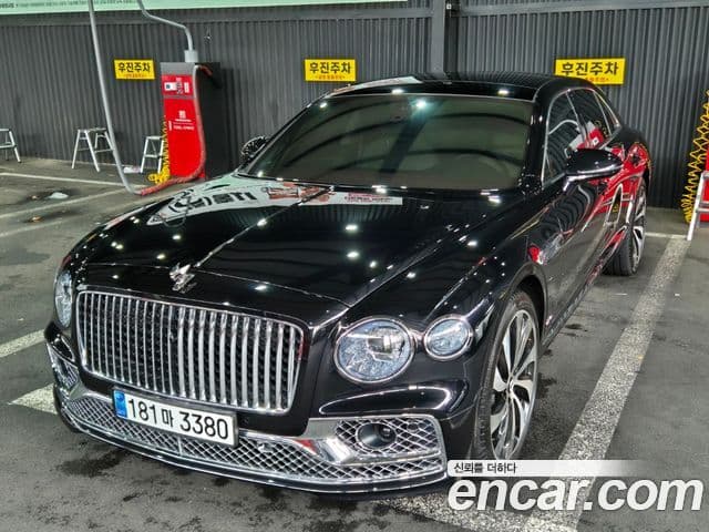 Bentley Flying Spur 2023 — Şəkil 19/20