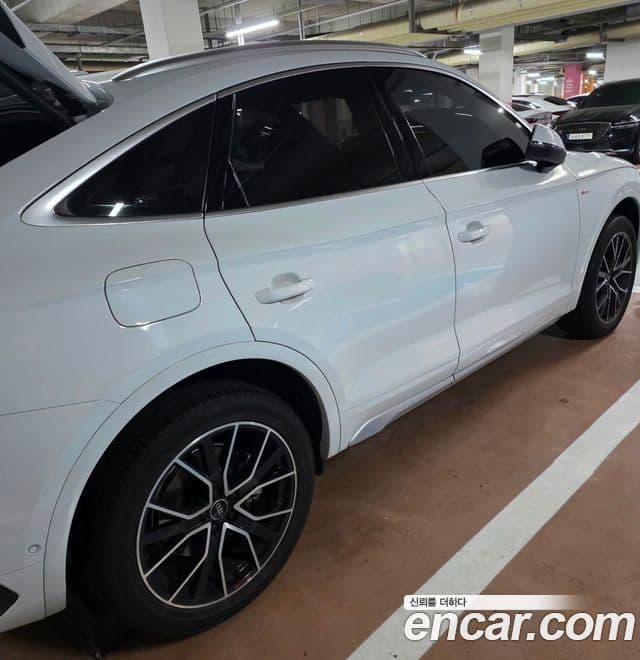 Audi Q5 2023 — ფოტო 2/10