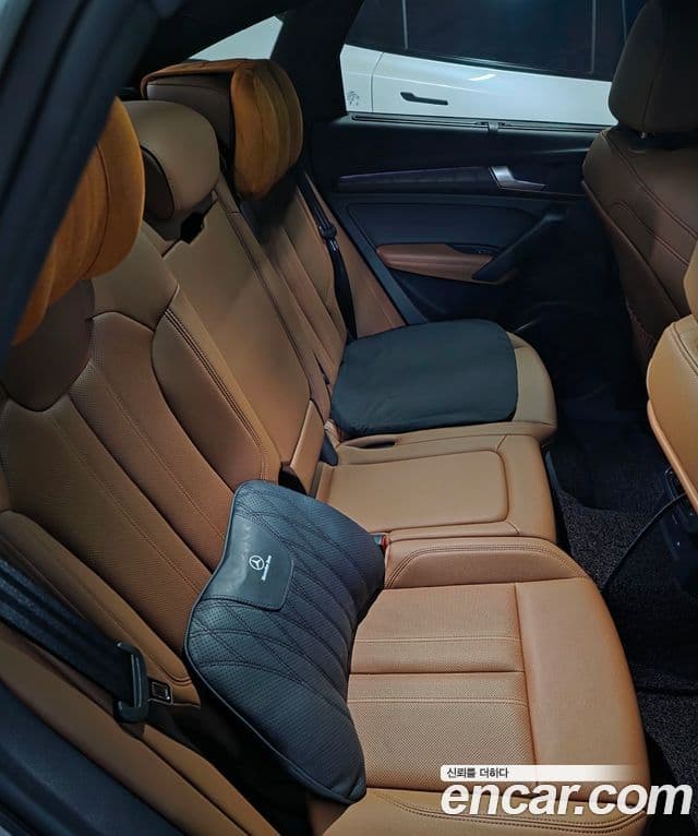 Audi Q5 2023 — ფოტო 10/10