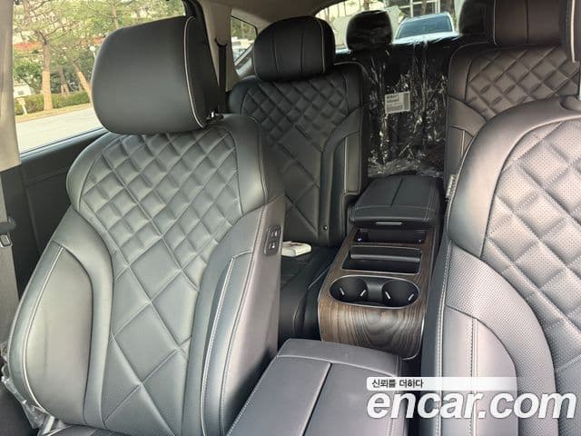 Genesis GV80 2024 — ფოტო 8/13