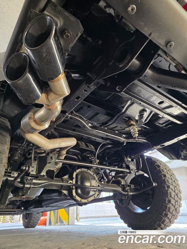Jeep Gladiator 2020 — Şəkil 13/17