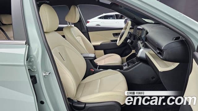 Hyundai Kona 2023 — ფოტო 12/20