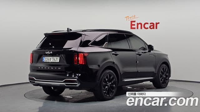 Kia Sorento 2022 — Фото 2/20