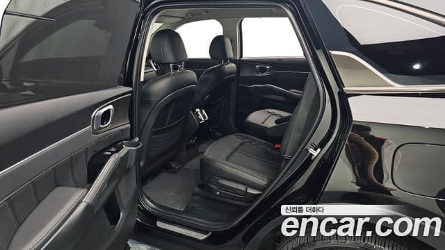 Kia Sorento 2022 — Şəkil 11/20