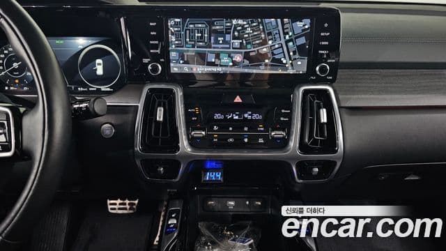 Kia Sorento 2022 — Фото 13/20