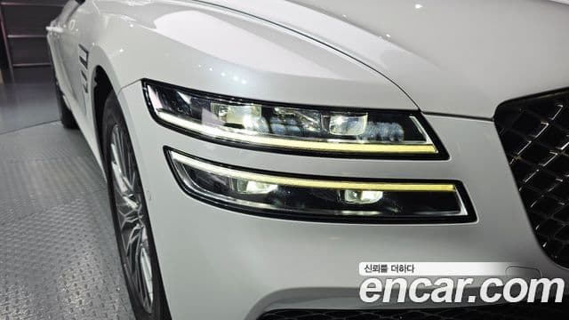 Genesis G80 2023 — Şəkil 23/30